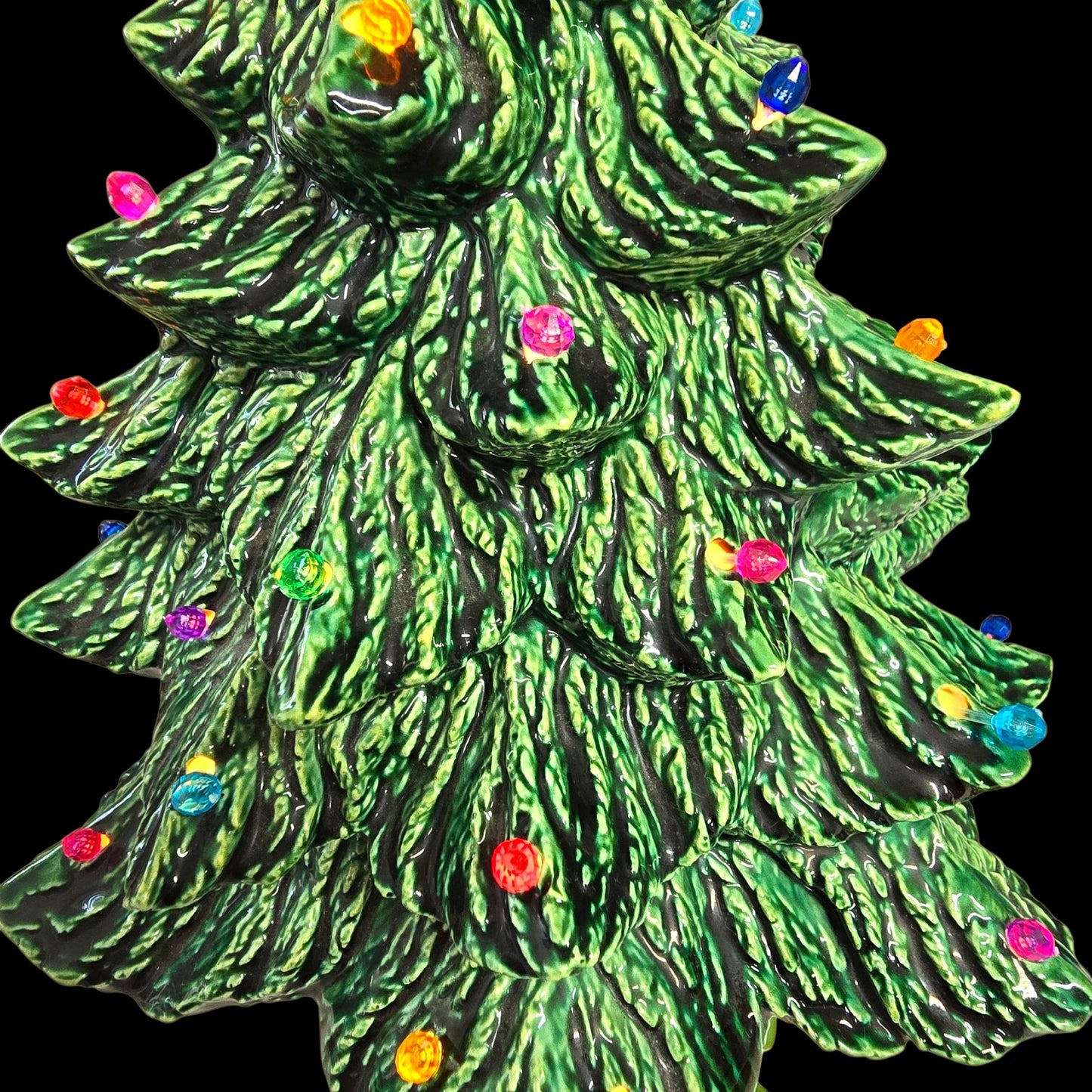 Vintage 1981 Nowells Christmas Tree Ceramic Mold 13" Lighted with Base- Works