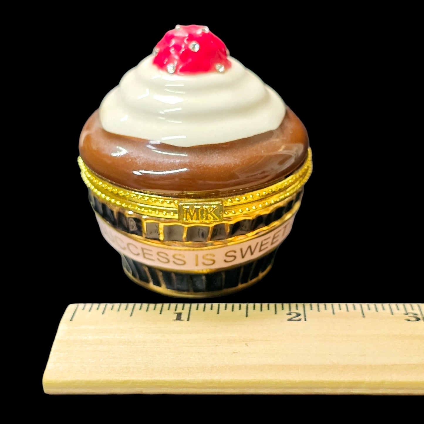 * MARY KAY Ceramic "Success Is Sweet" Cupcake Trinket Box