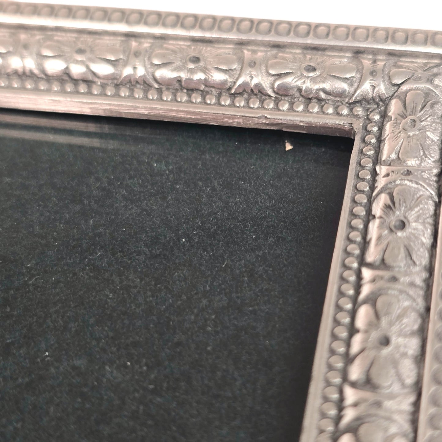 1996 Elias Fine Pewter Picture Frame Ornate Vintage Velvet Back Rectangle #2025