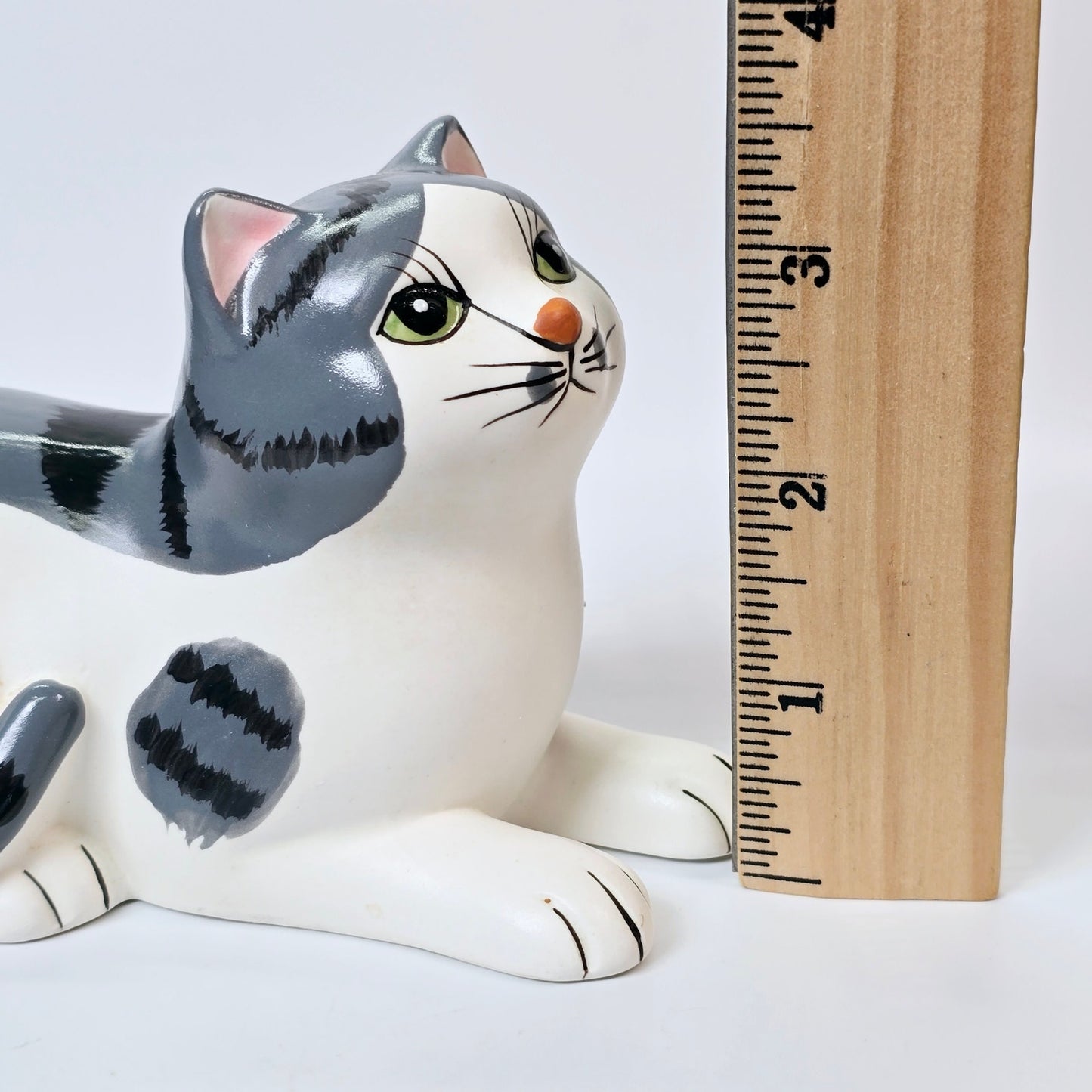 Royal Orleans 1985 Japan Grey Cat Figurine