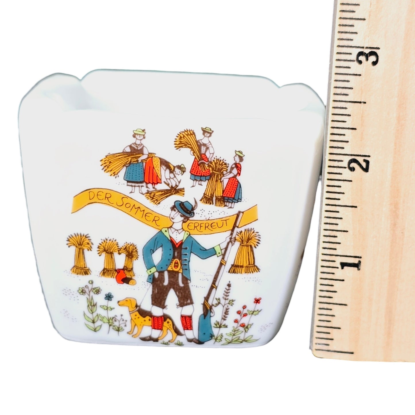 Vintage German Four Seasons Folk Art Ceramic Ashtray, Trinket Dish, Altenkunstadt Bavaria, 3"