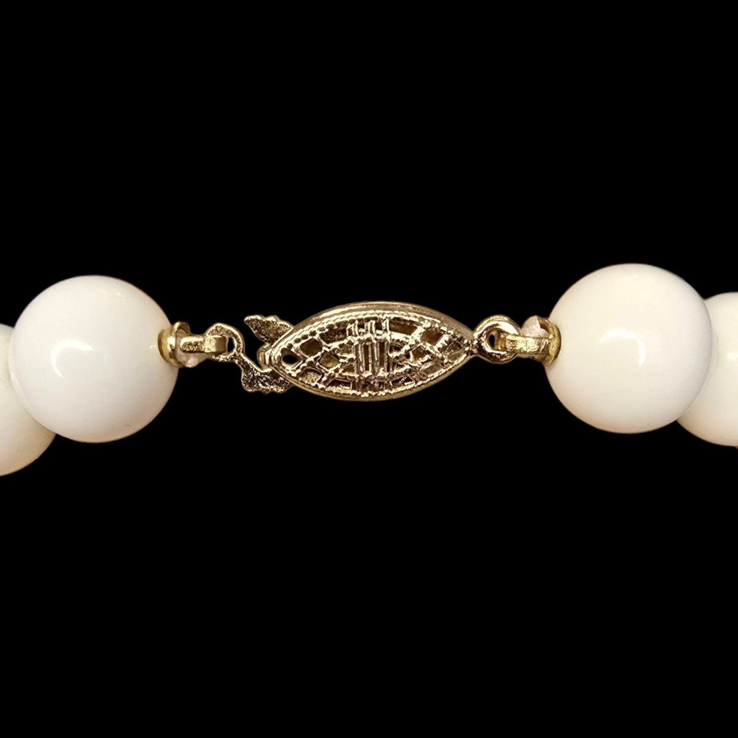 * Vtg Floral Strand Necklace Handpainted over Applied Bead Gold Tone Accents 28"