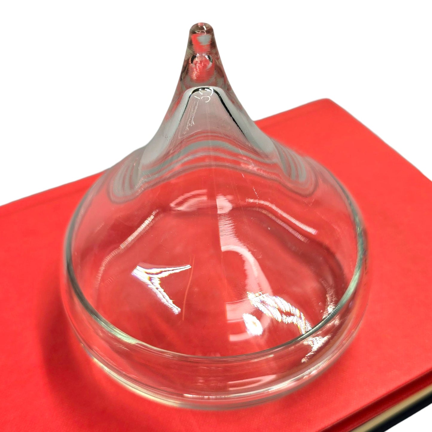 Vtg Kiss-Shaped Covered Candy Dish Clear Glass Mid Century Modern Holiday Display