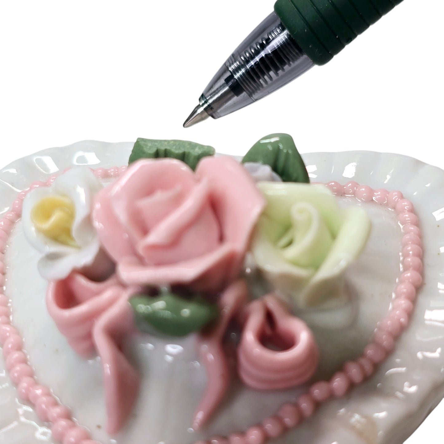 AS IS Vintage Heart Shaped Porcelain Trinket Box Ring Holder with Roses Accents