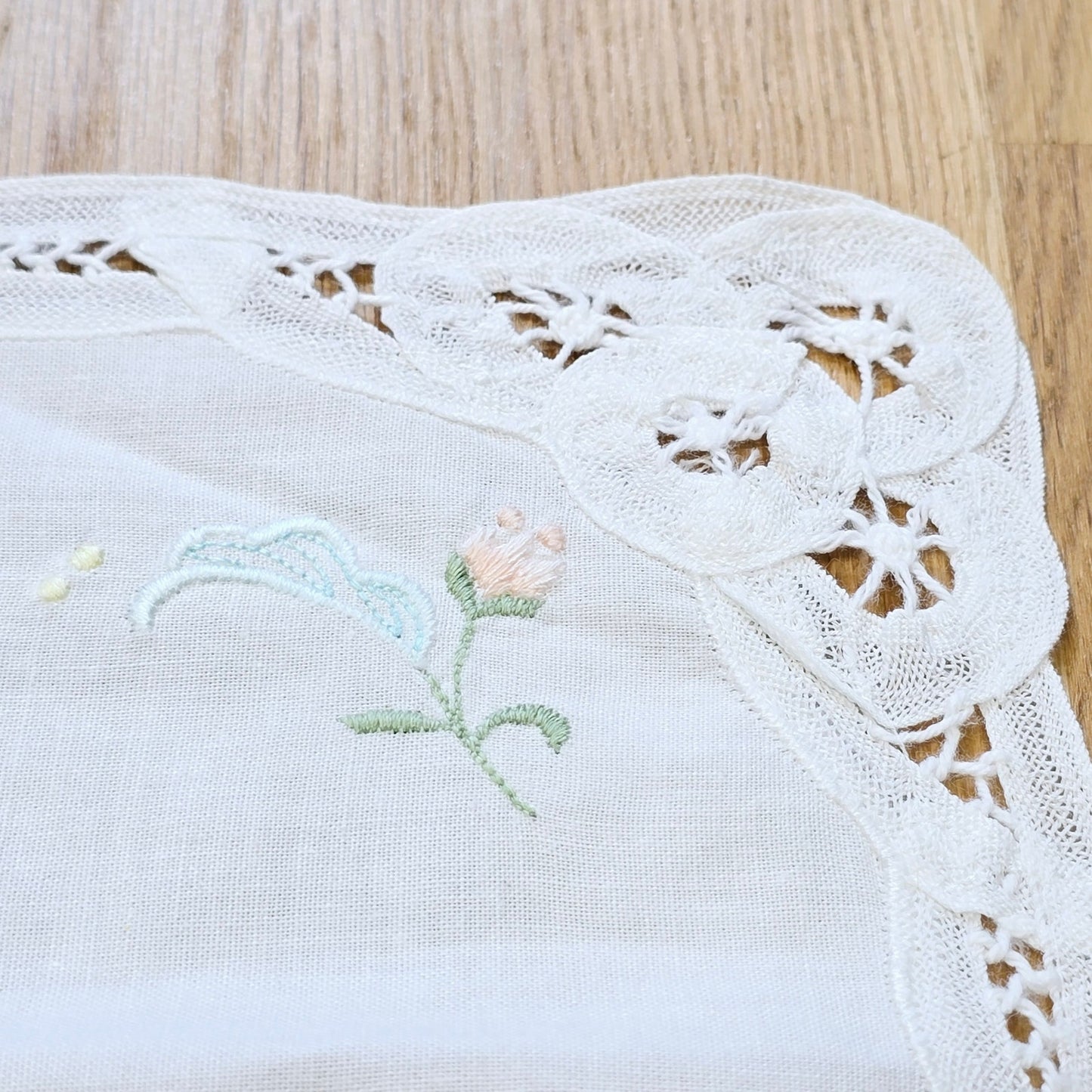 12 x 18" Lace Trim Floral Embroidered Table Mat, Hankerchief