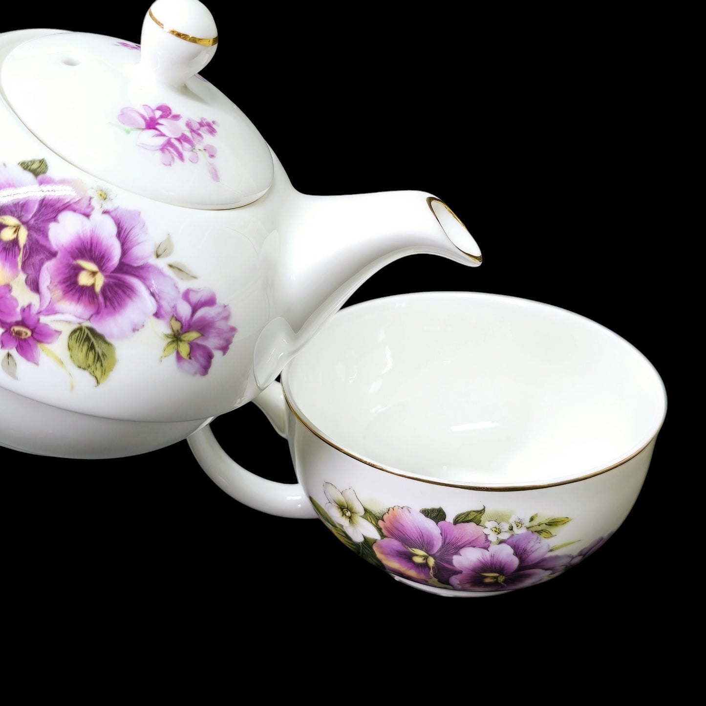 Vintage Dunn & Bennett England Tea-for-One, Stackable Teacup and Teapot DJB England