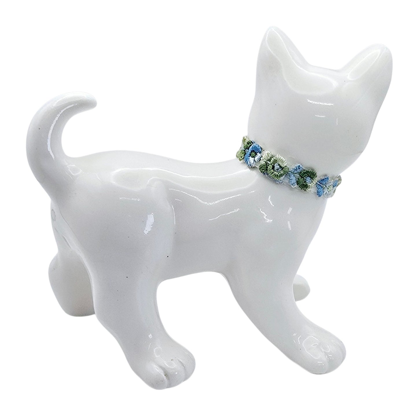 Vintage Porcelain White Cat Figurine Made in Taiwan