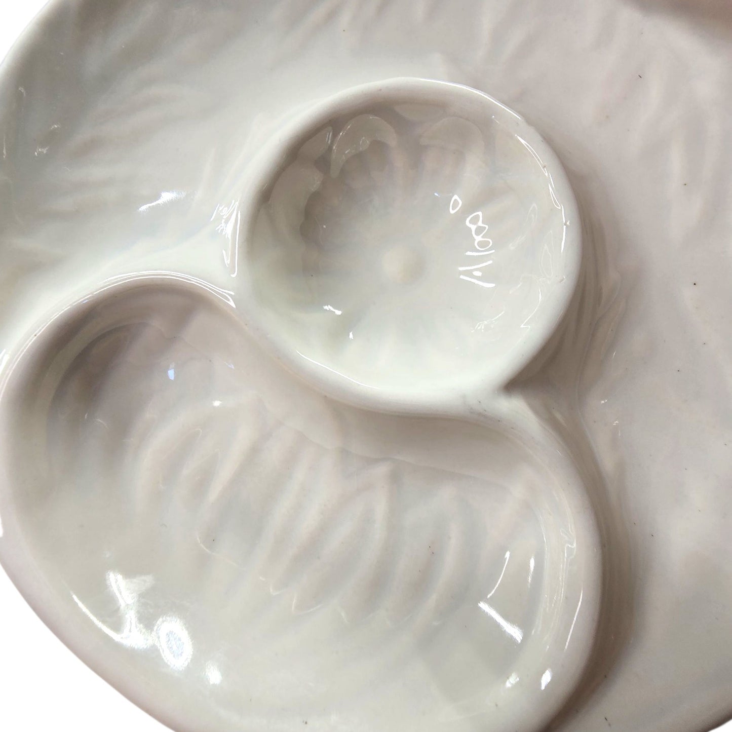 Vtg USA Pottery Artichoke Dish White Ceramic Divided 7.75" Serving Plate