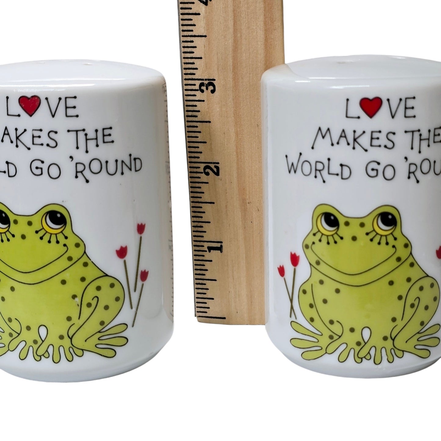 Vtg ❤️ Frogs Salt & Pepper "A Lorrie Design" Japan Love Makes the World Go Round