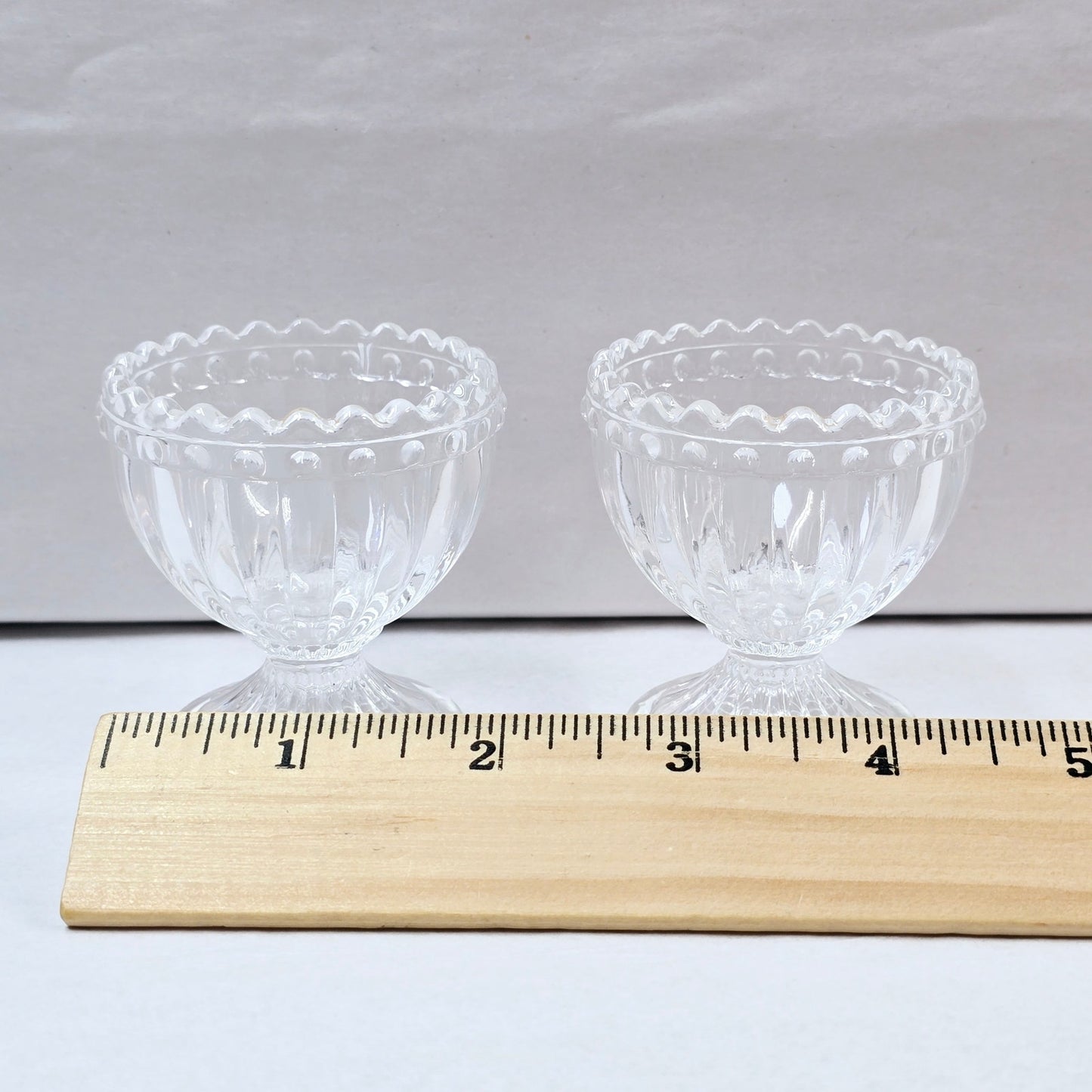 Set of 2 Vintage Sawtooth Egg Cups Pearl Dot Edge, Ribbed Boiled Egg Holders, Easter Egg Holder