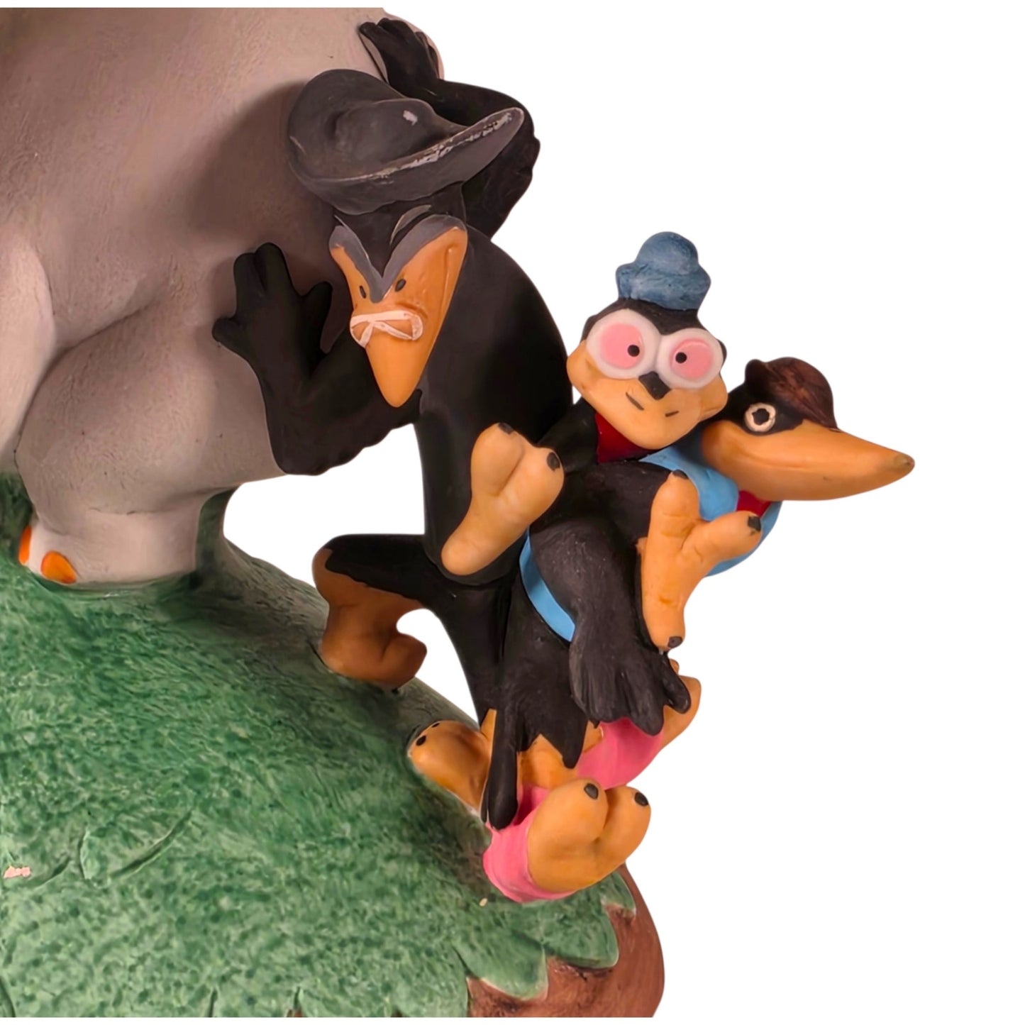 Vintage Disney Magic Memories Dumbo Figurine Limited Edition Walt Disney Artists