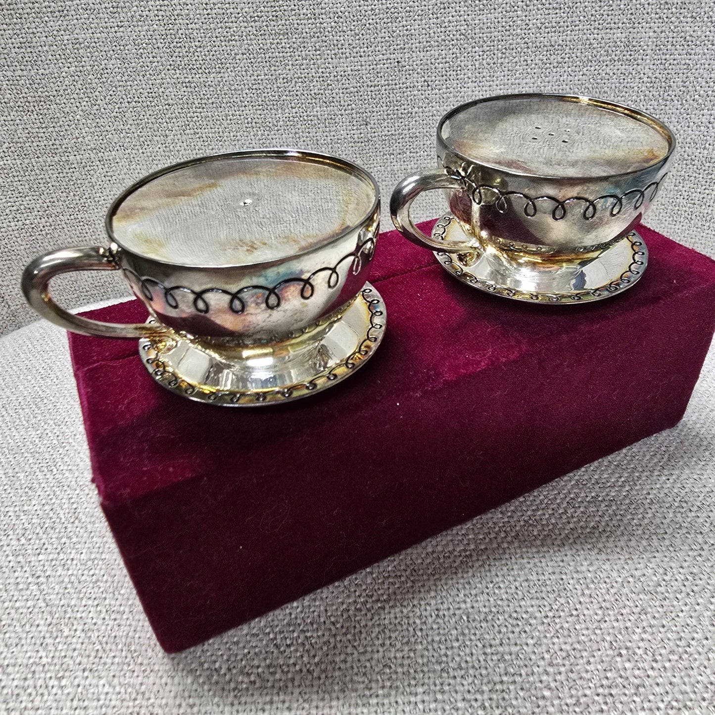 Vintage Silver Treasures by Godinger Teacup Salt Pepper Shakers Original Velvet Box