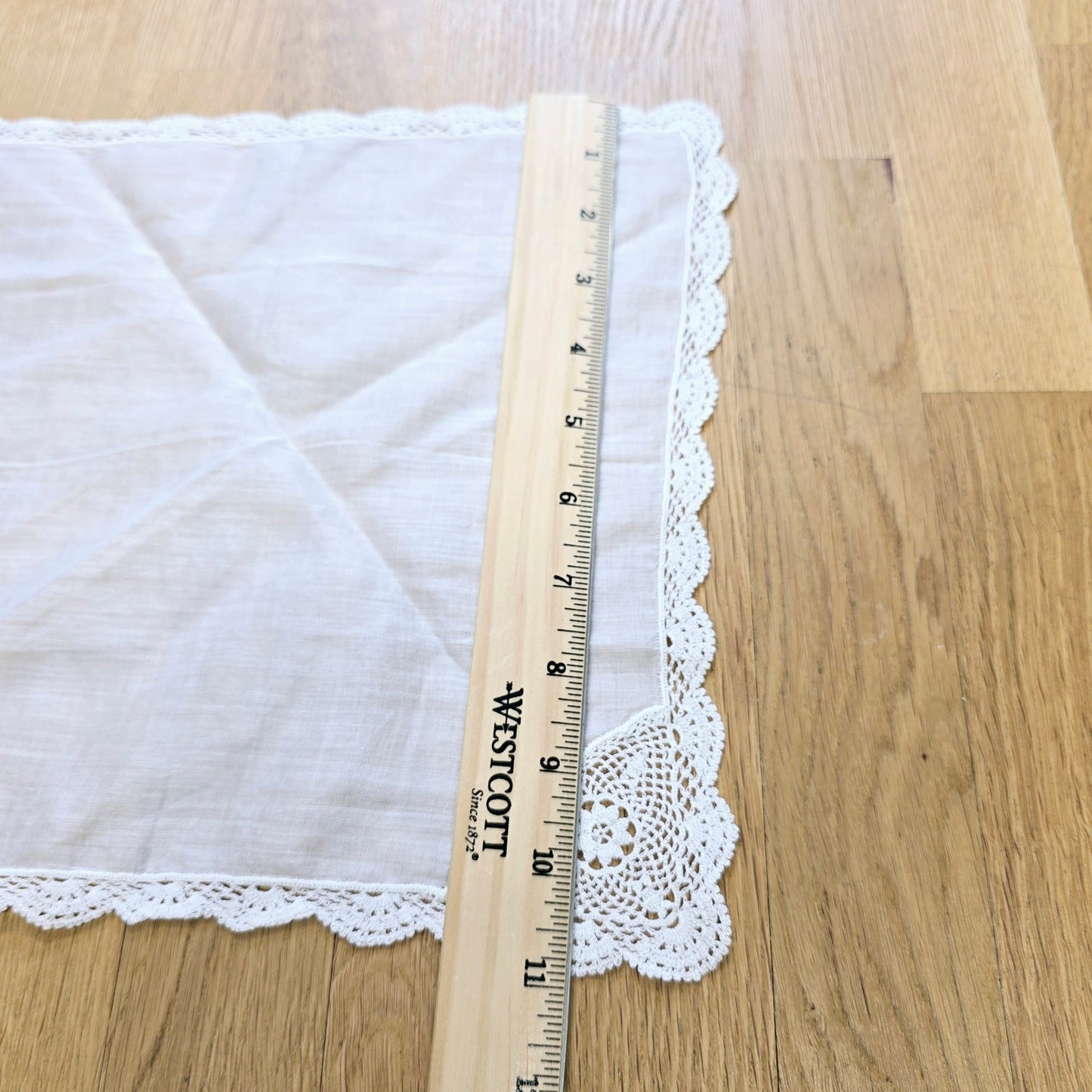 11" x 11" 2 White Lace Trim Hankies