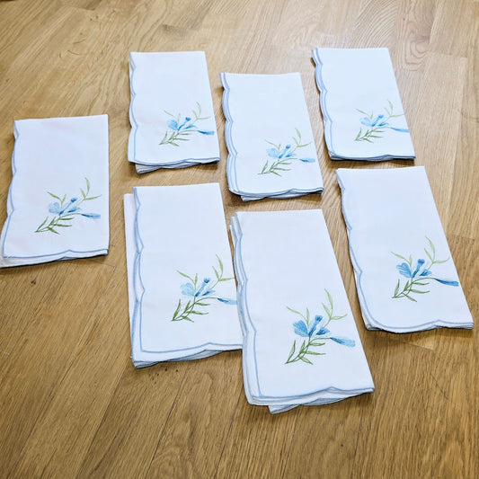 Set of 7 16" x 16" Vintage Floral Embroidered Napkins