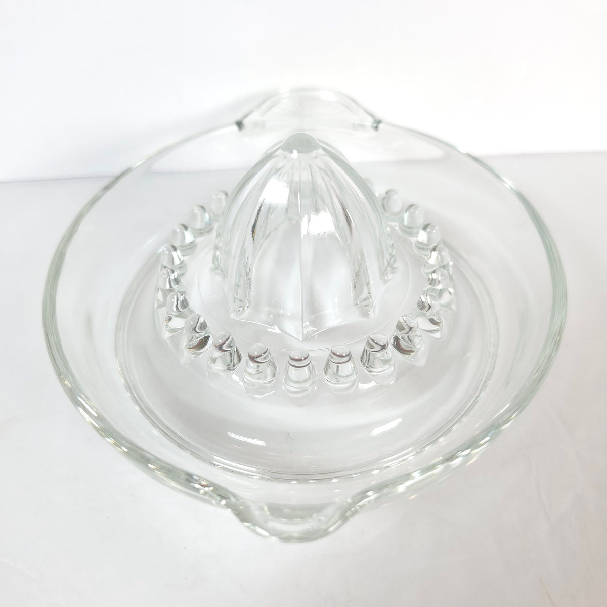 Italian Clear Glass Citrus Juicer Reamer Lemon Orange Squeezer with Spout