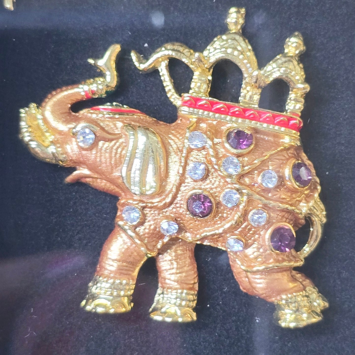 Vtg Thailand Jeweled Enameled Elephant with Rhinestones Shadow Box Framed Wall Decor