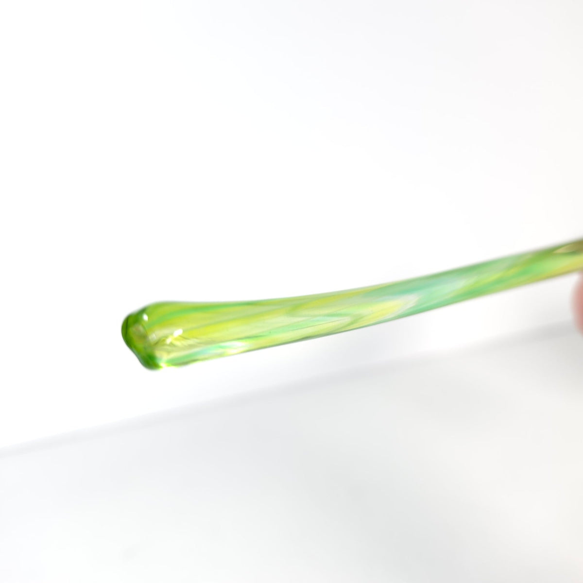 Vintage Art Glass Calla Lily Flower Long Green Stem Purple Pink Bloom 12 Inch