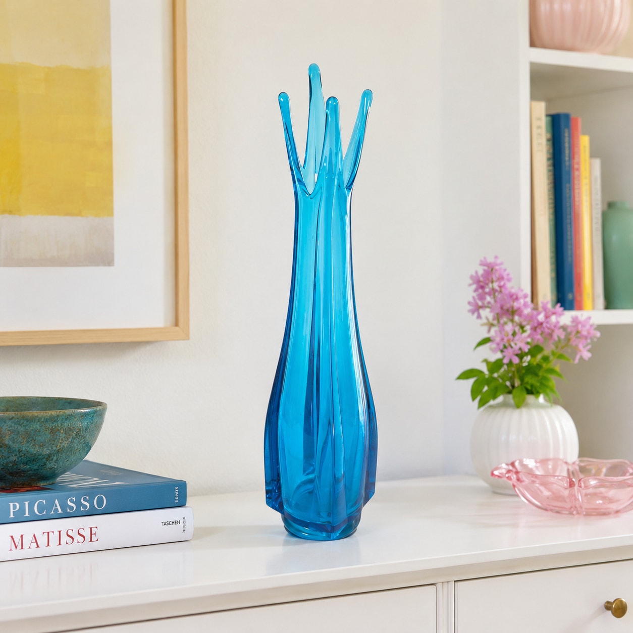 LE Smith Blue Swung Vase 4 Finger Mid Century Modern Vintage Simplicity 13.5"