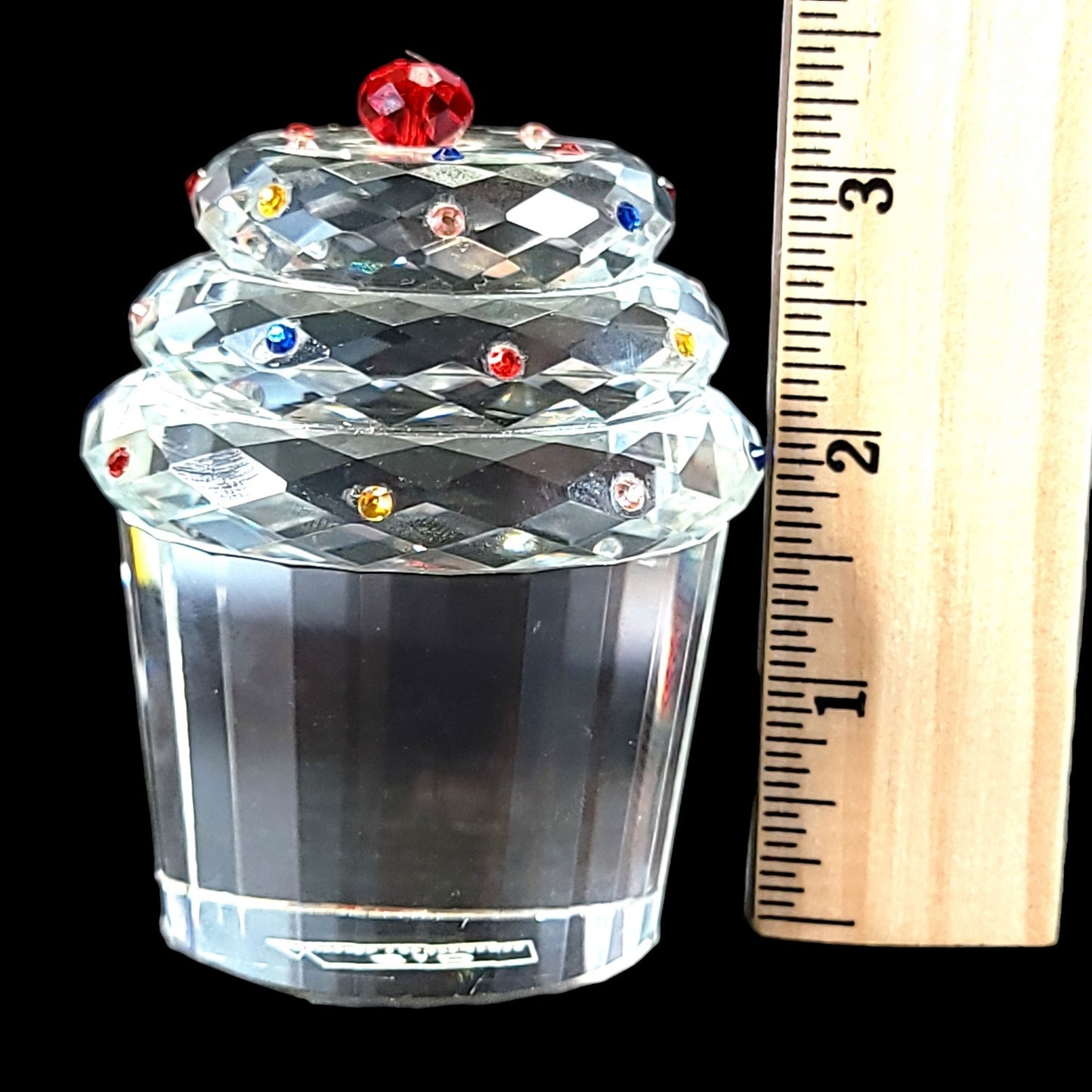 Simon Designs Crystal Cupcake Paperweight with Jewel Sprinkles