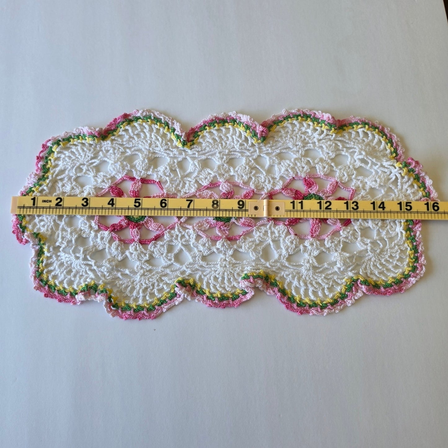 Vintage Crochet Floral Doily Set Oblong Dresser Scarf & Round Doily Handmade