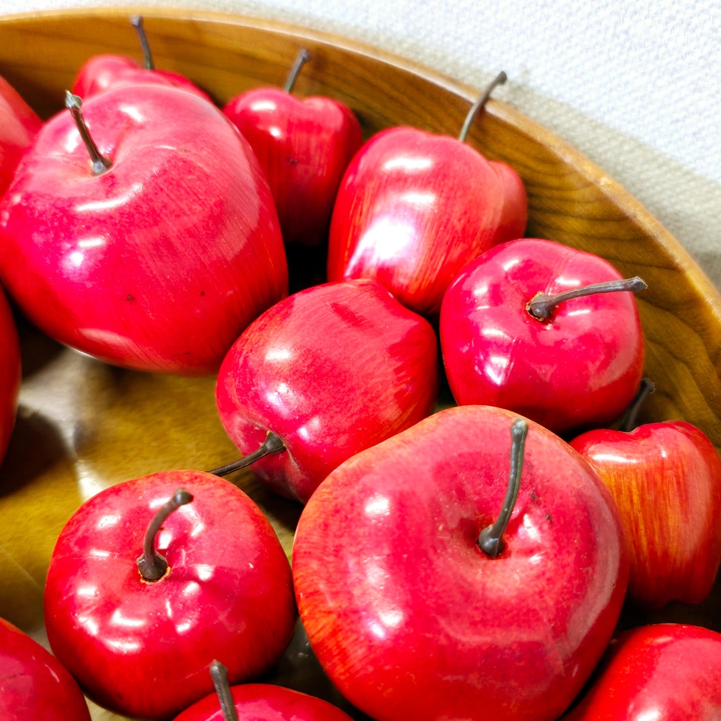 Large Vintage Shallow Bowl Filled With Vibrant Red Apples in Various Sizes