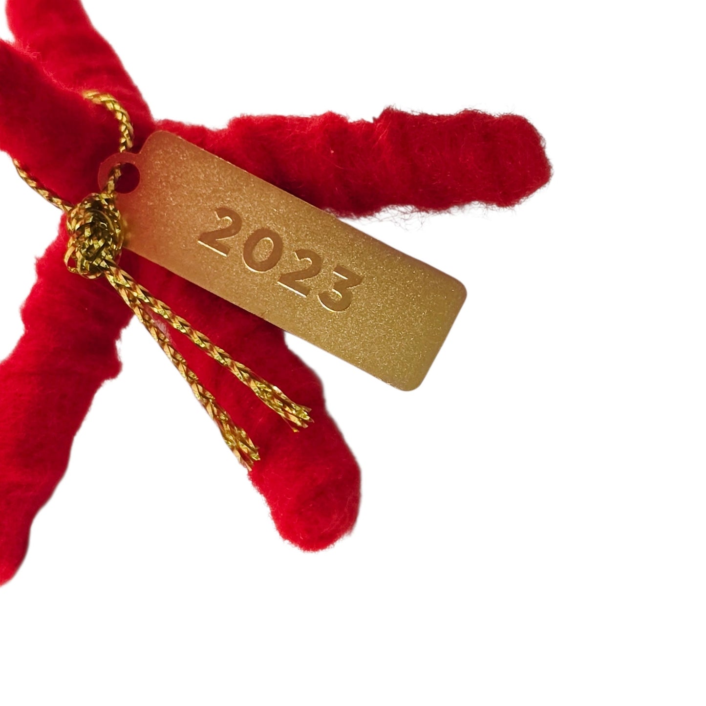 2023 Target Spritz Featherly Friends Valentine’s Day Bird: Avi (Cutie Pie Chef)