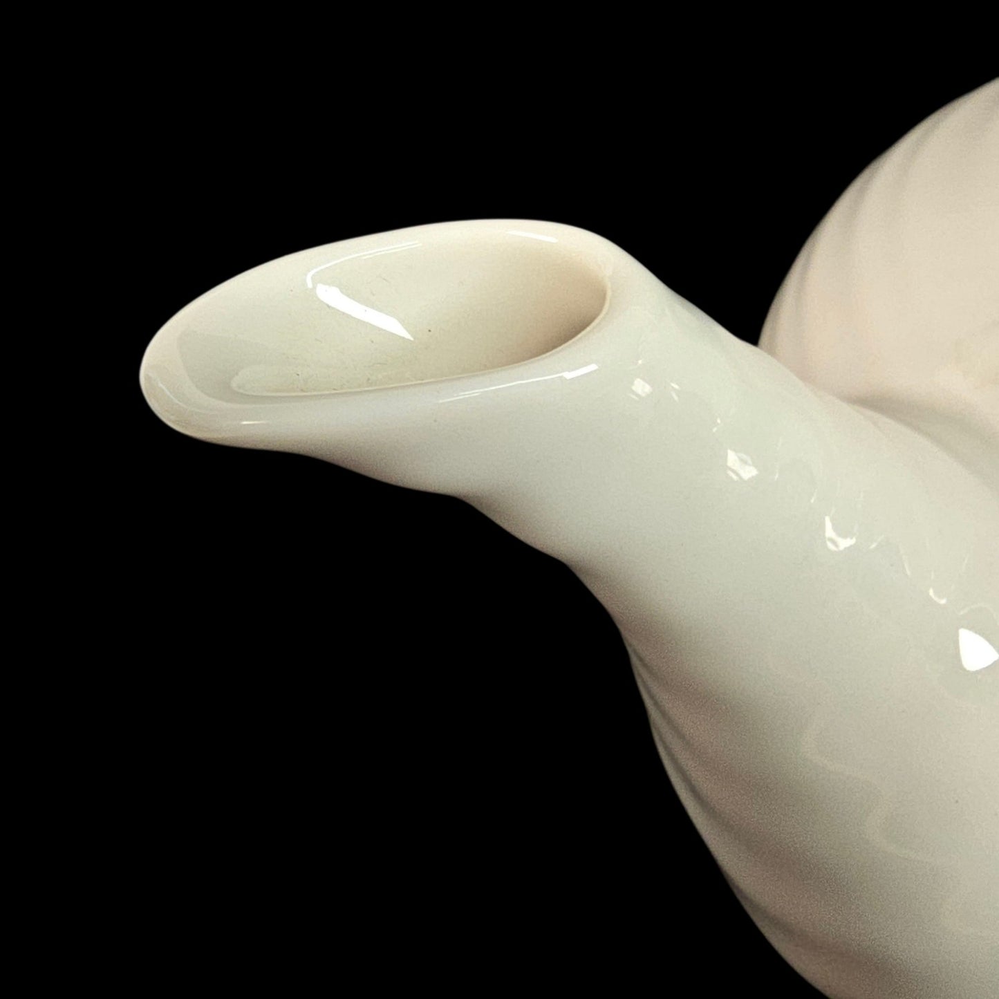 Portmeirion Sophie Conran White Teapot 2pt Rippled Ceramic Tea Pot READ