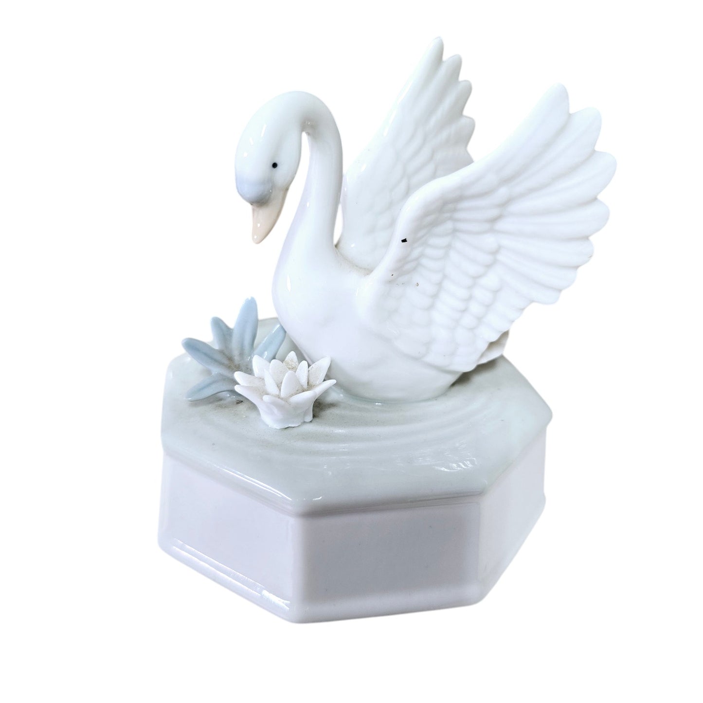 Vintage Otagiri Japan Porcelain Swan with Water Lily Music Box, Over The Rainbow