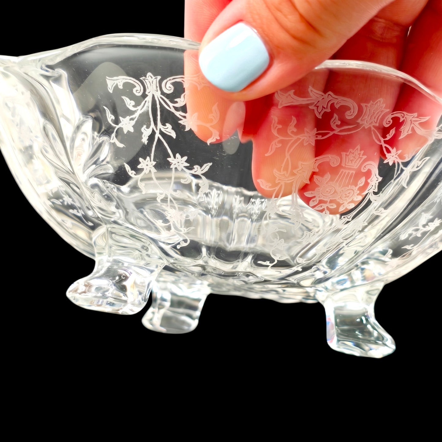 Vintage Fostoria Navarre Etched Clear Glass 3-Toed Scalloped Bon Bon Bowl 7"