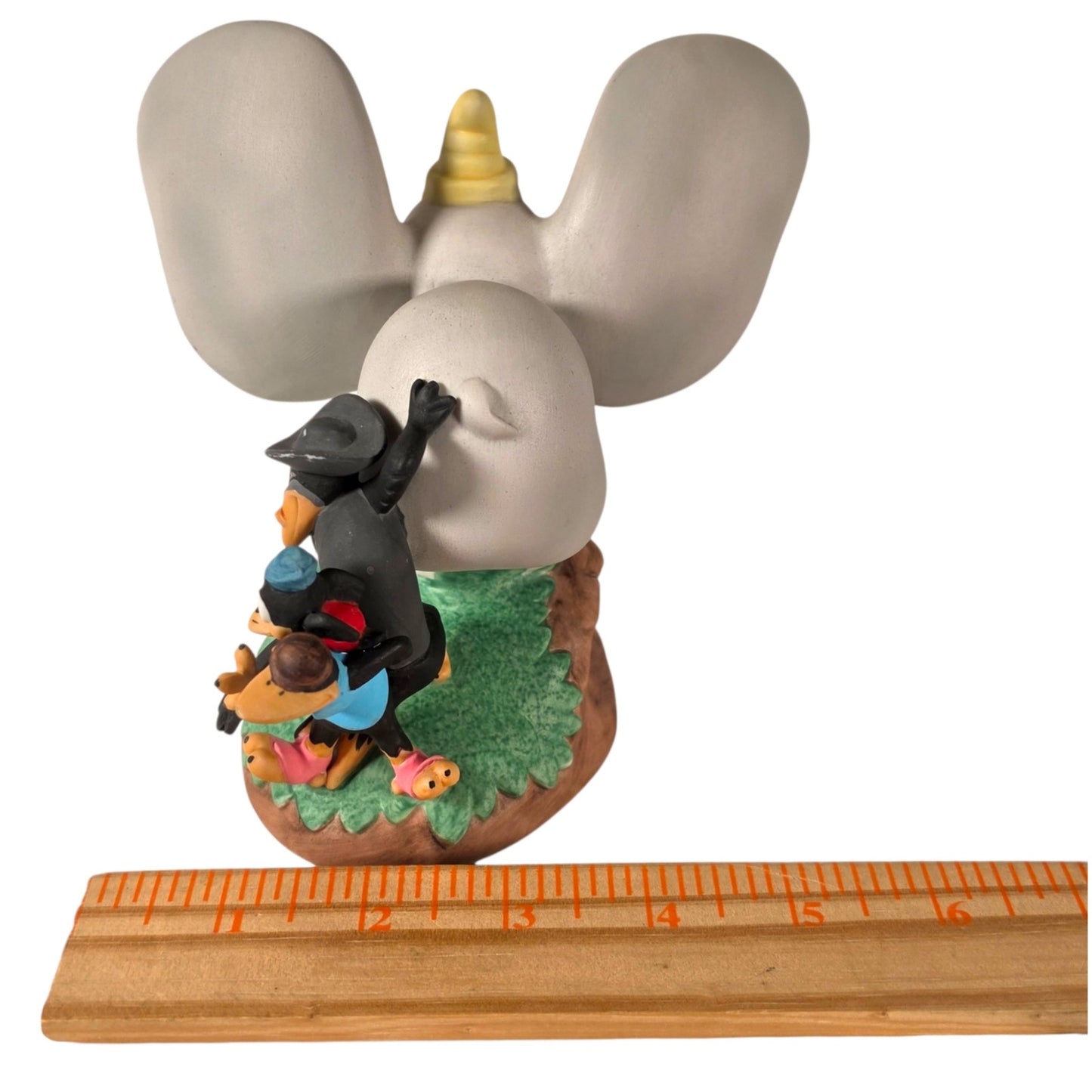 Vintage Disney Magic Memories Dumbo Figurine Limited Edition Walt Disney Artists