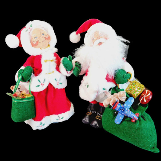 Annalee 13" Winterberry Santa & Winterberry Mrs 2004, Mobilitee Christmas Dolls