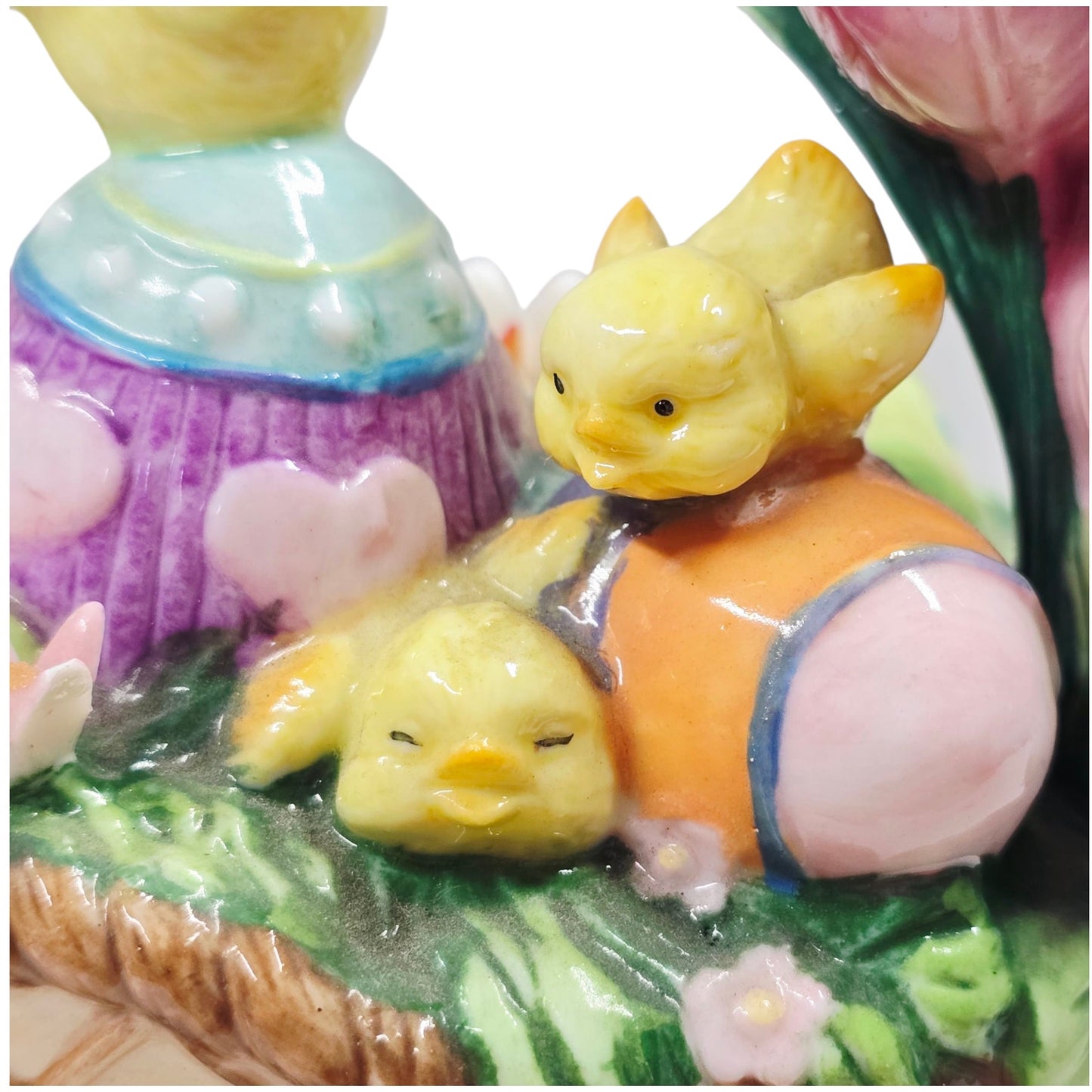 Large Hinged Ceramic Easter Basket Trinket Box Floral Chicks & Eggs Spring Decor