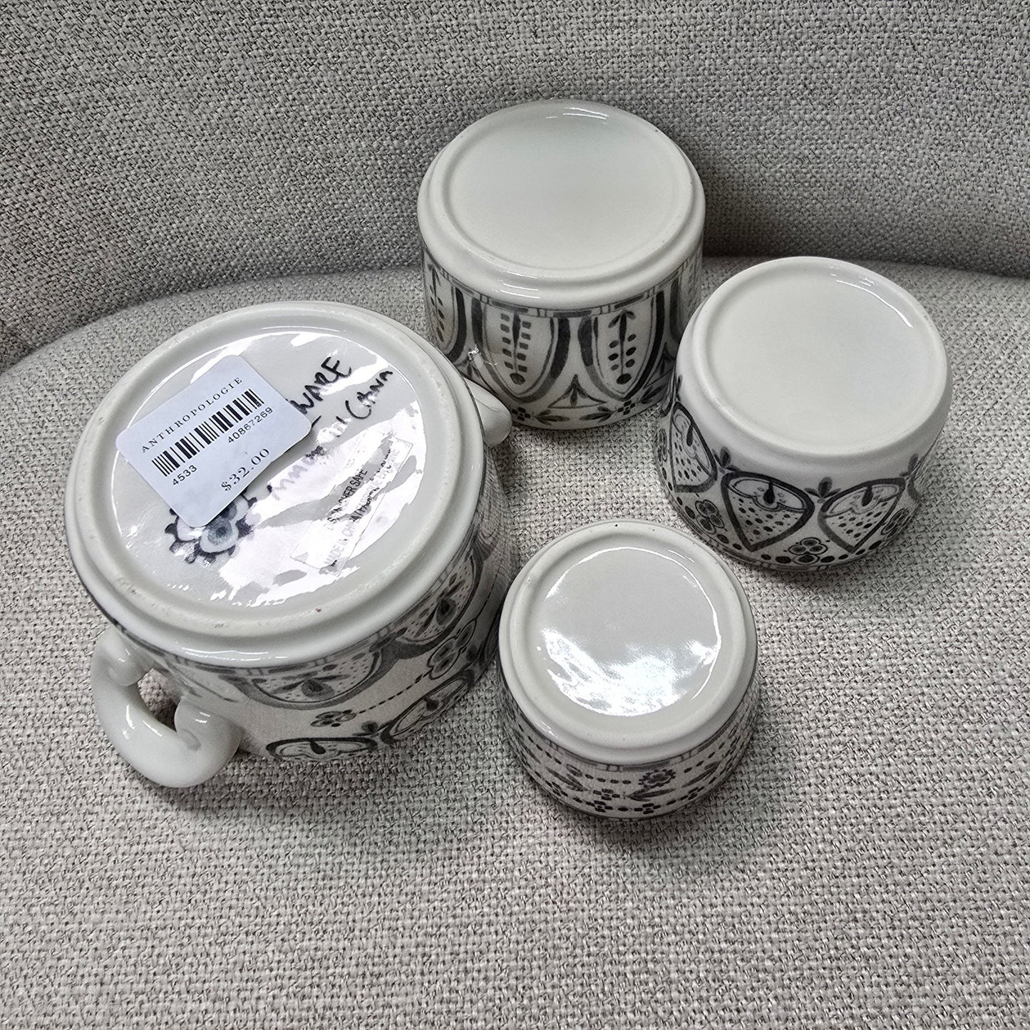 Anthropologie Black & White Handpainted Stoneware Nesting Measuring Cups