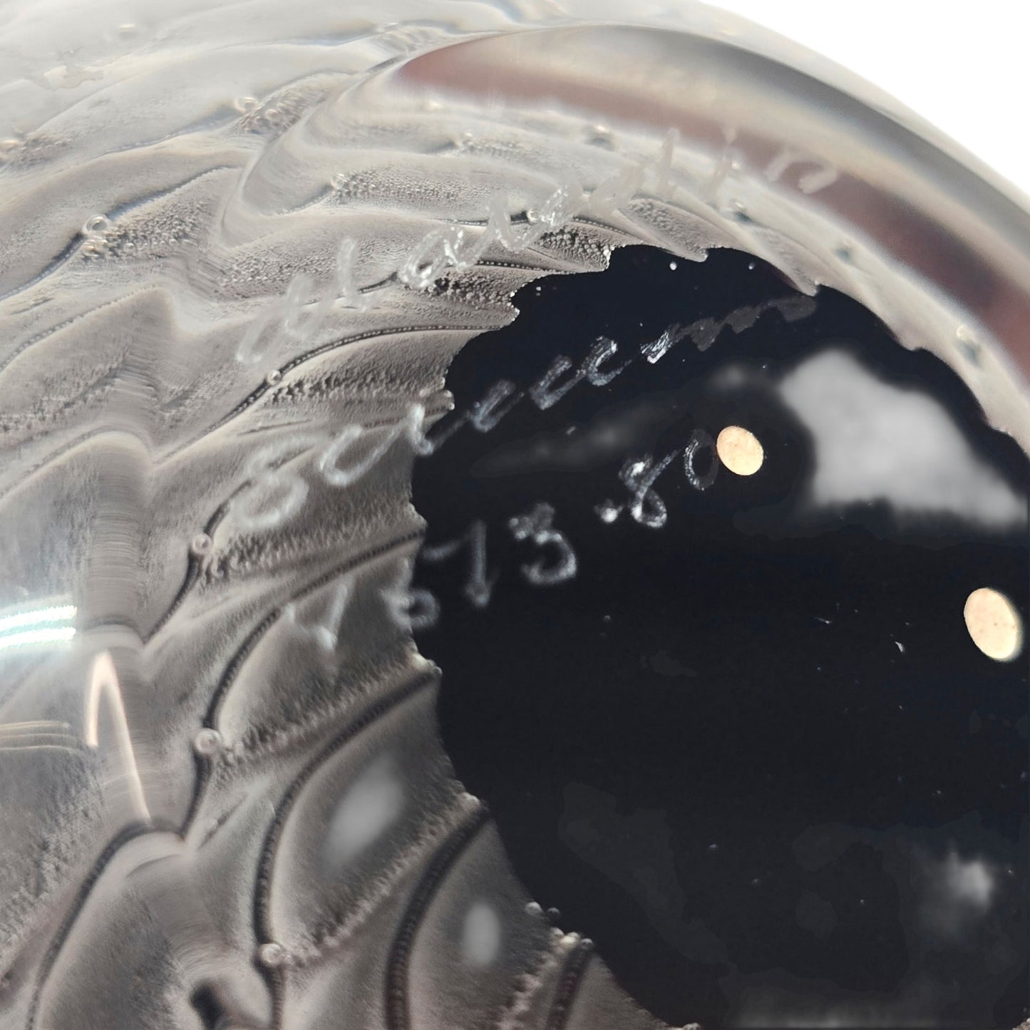 Signed Vtg Marcolin Sweden Art Glass Egg Paperweight Black White Ribbon Swirl 80