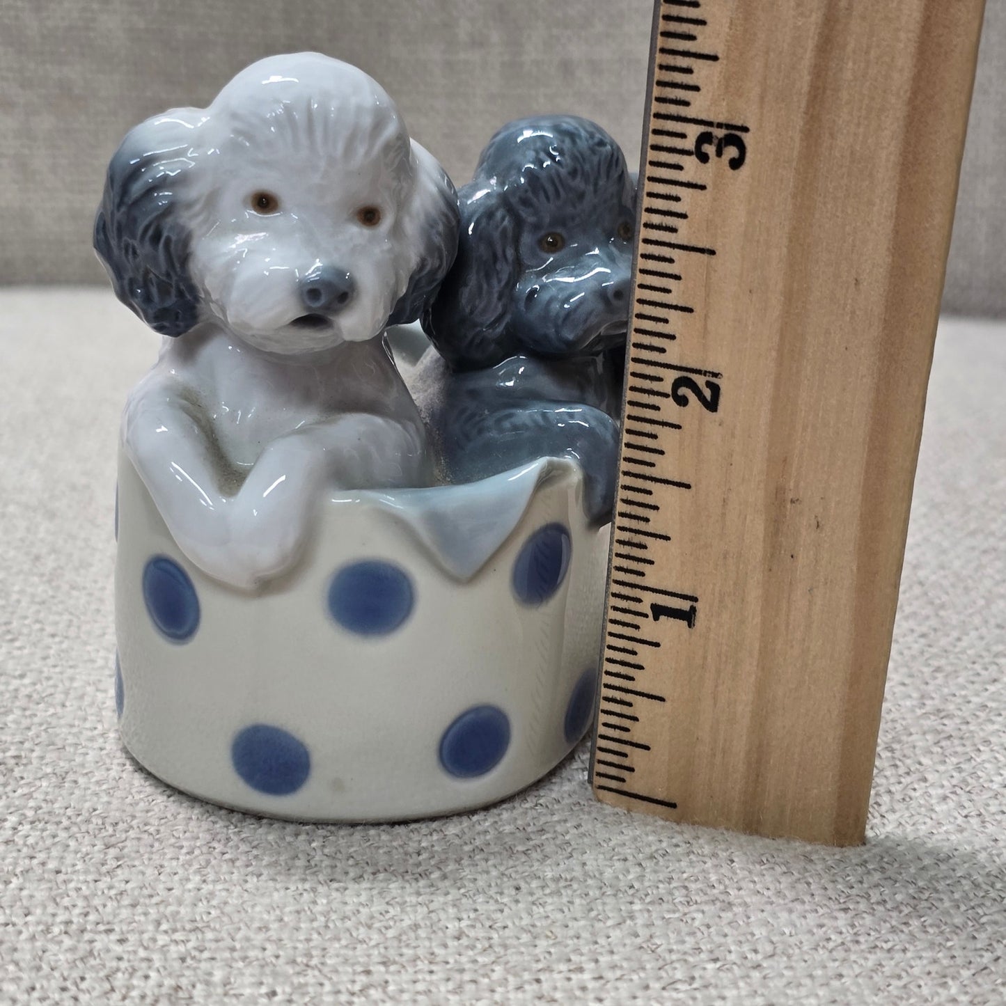 LLADRO NAO # 1082 Poodles Puppies In A Basket With Dots Retired