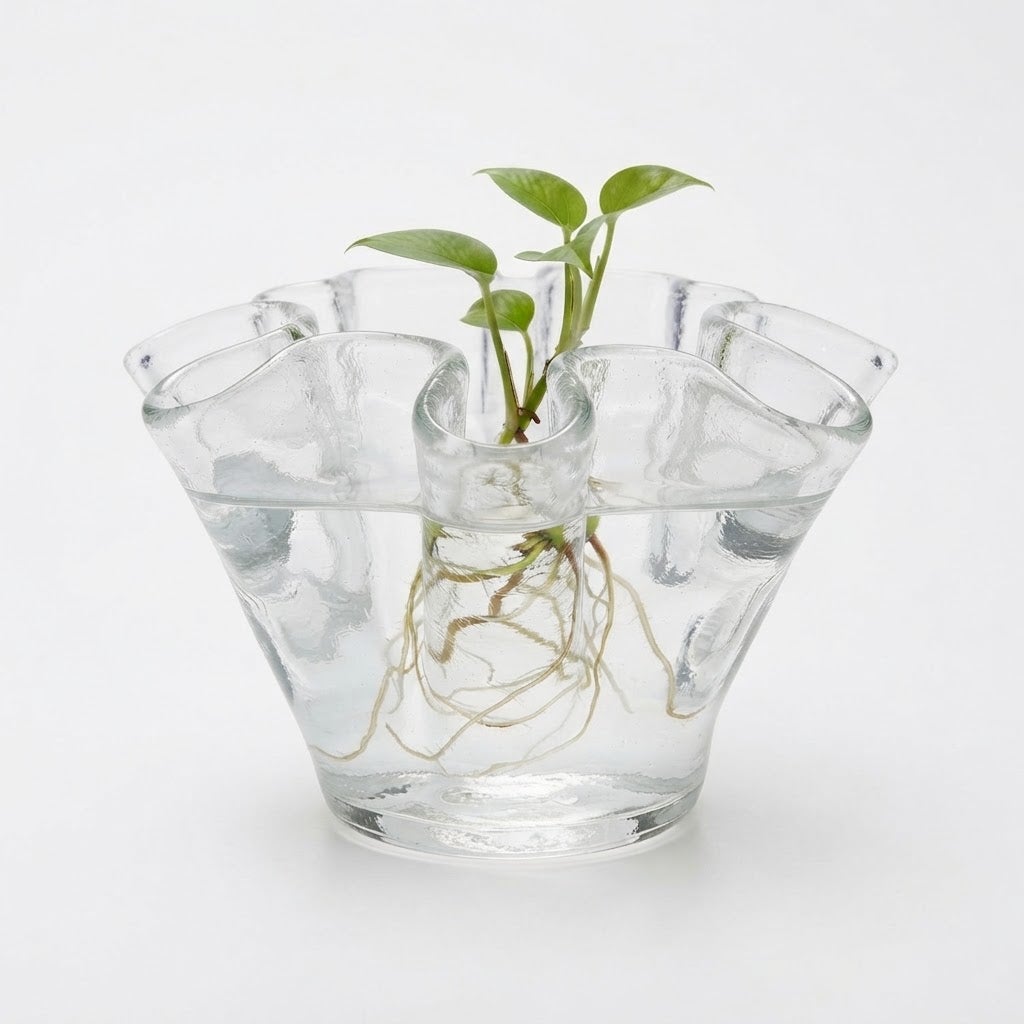 Small Clear Glass Ruffled Vase Fluted Scalloped Rim Flower Plant Cutting Vase 3"