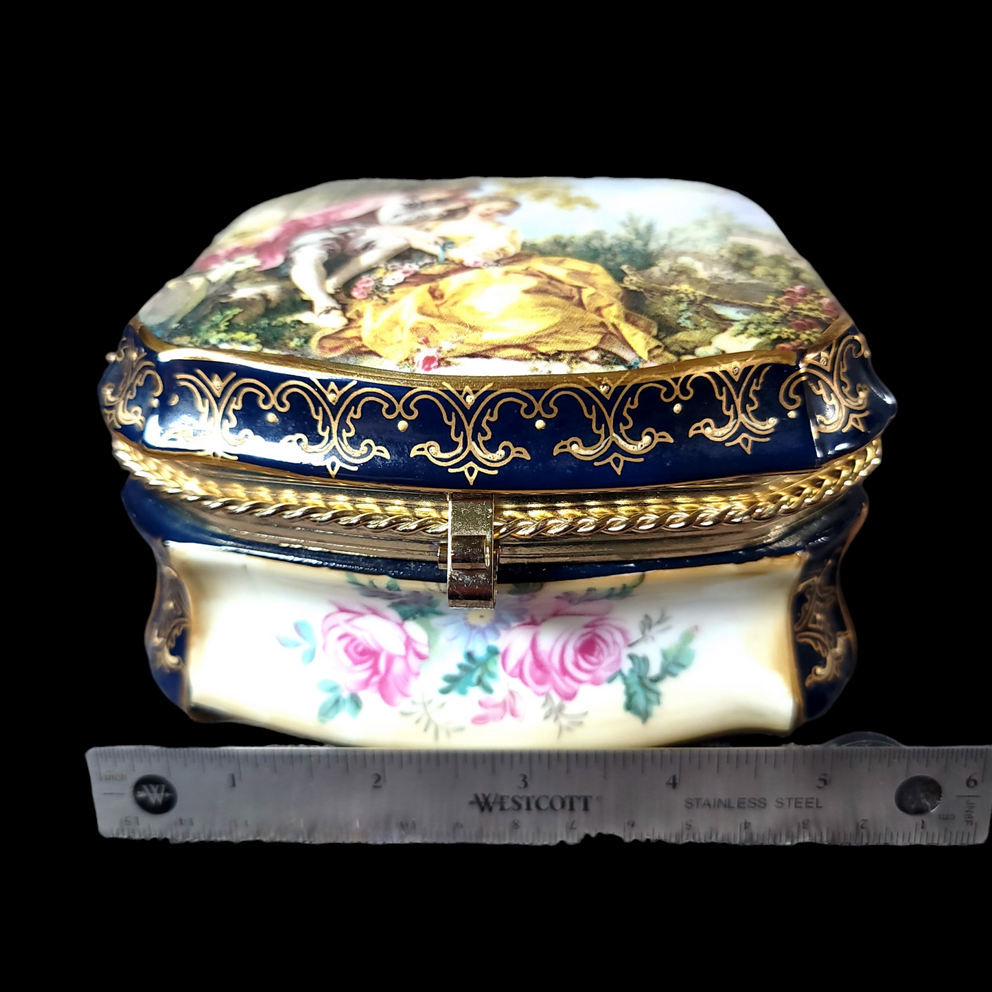 Vintage Porcelain Trinket Box Hand-Painted Courting Coupl3