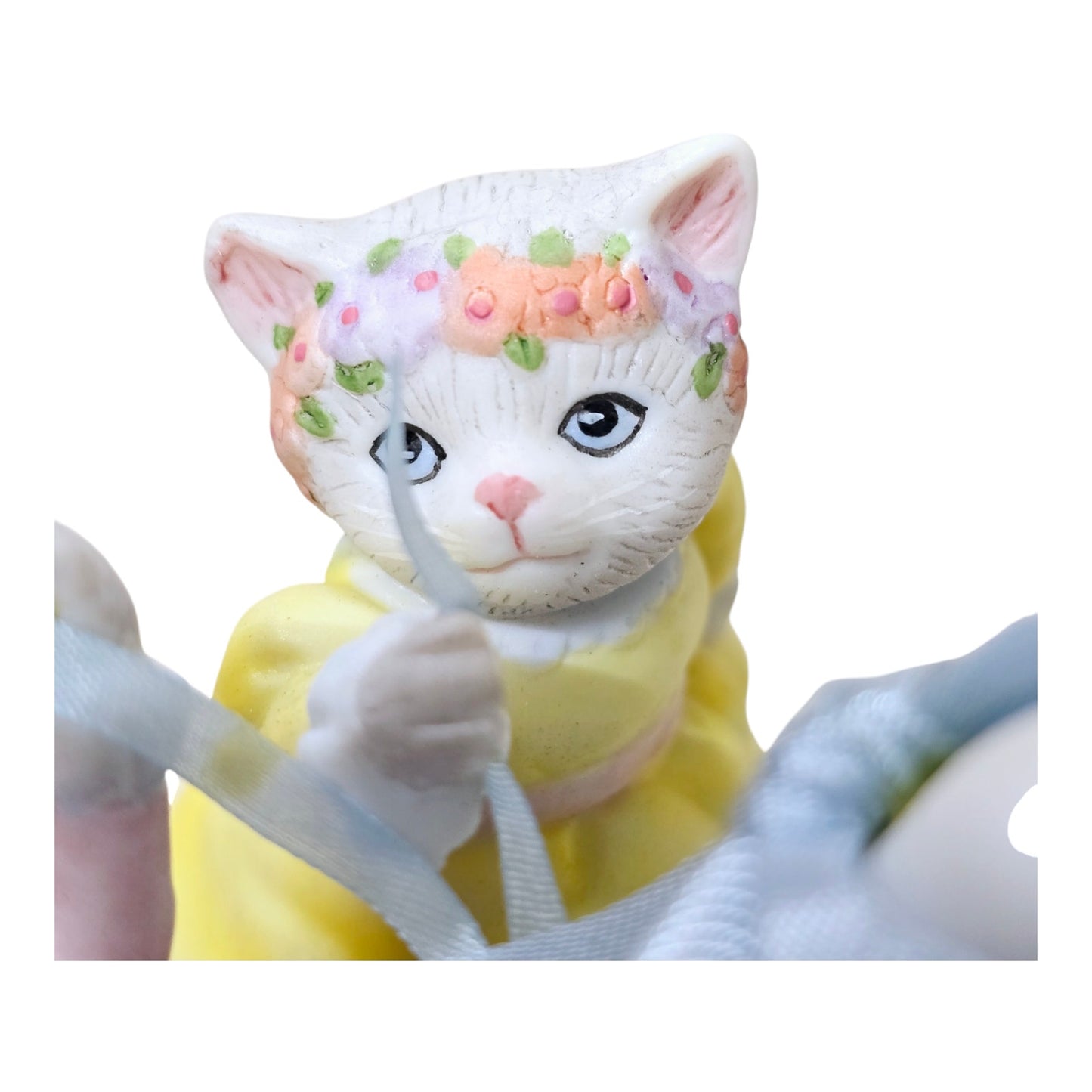 Schmid Kitty Cucumber Priscilla "Dance 'Round the Maypole" 1992 4th and Final Annual Cat Figurine