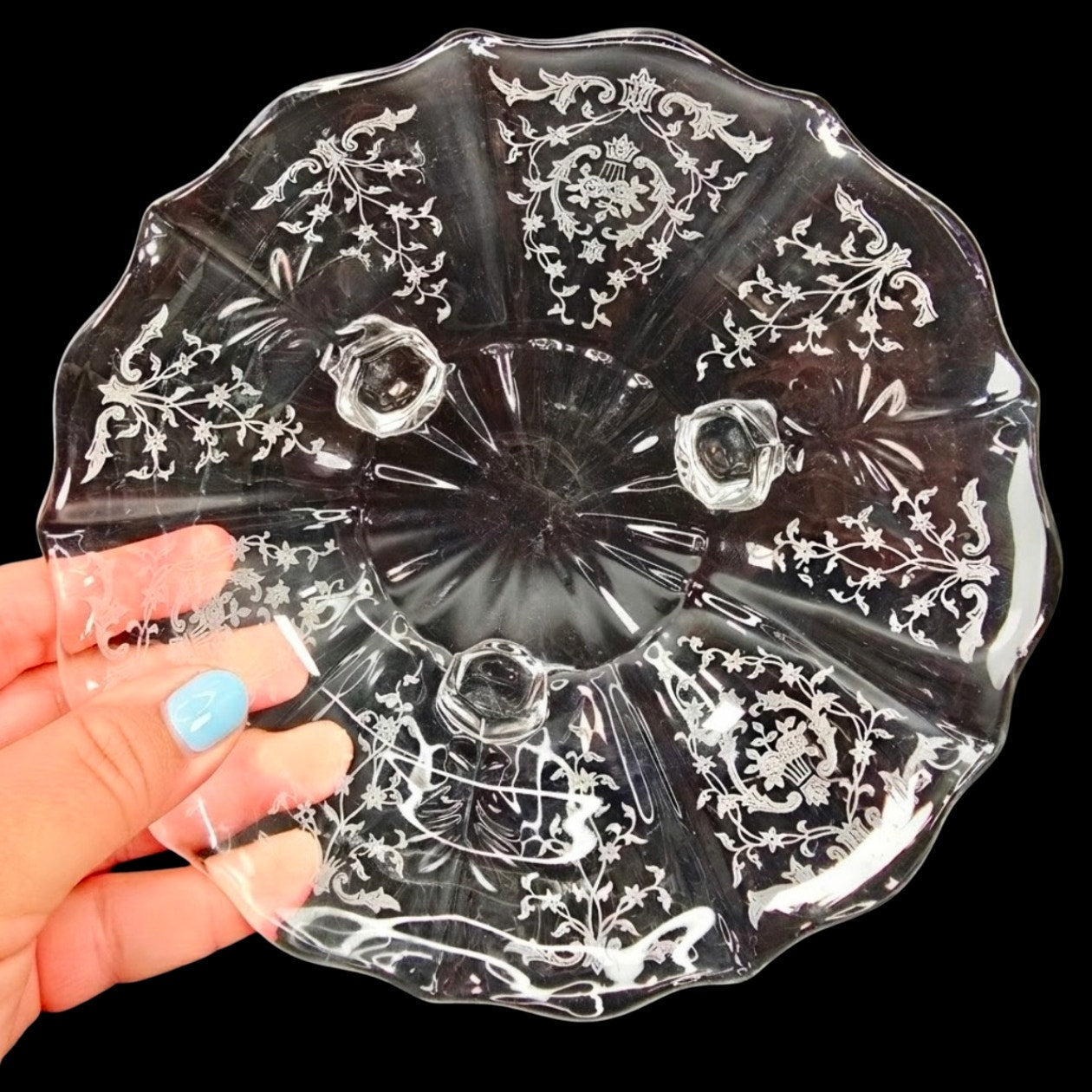 Vintage Fostoria Navarre Etched Clear Glass 3-Toed Scalloped Bon Bon Bowl 7"