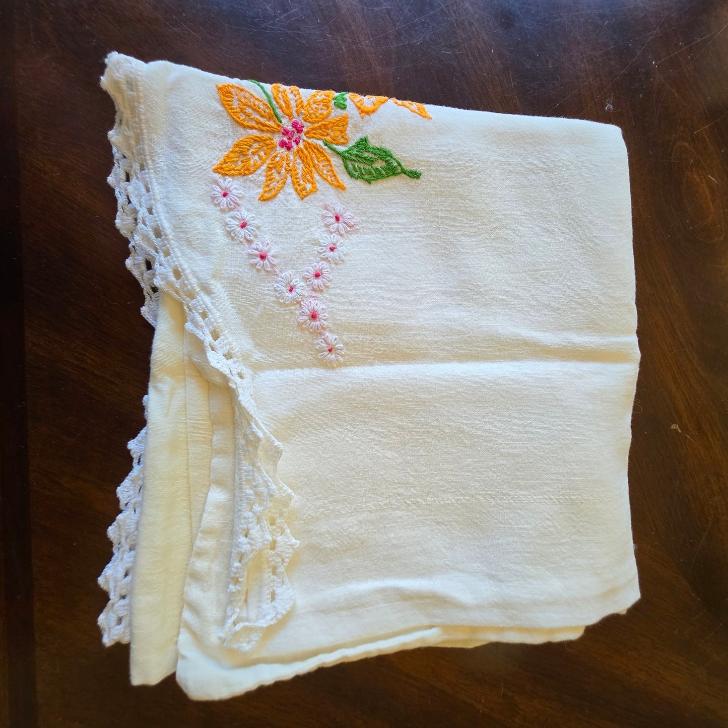 Vintage Embroidered Marigold Daisy Floral Pillowcase Crochet Lace