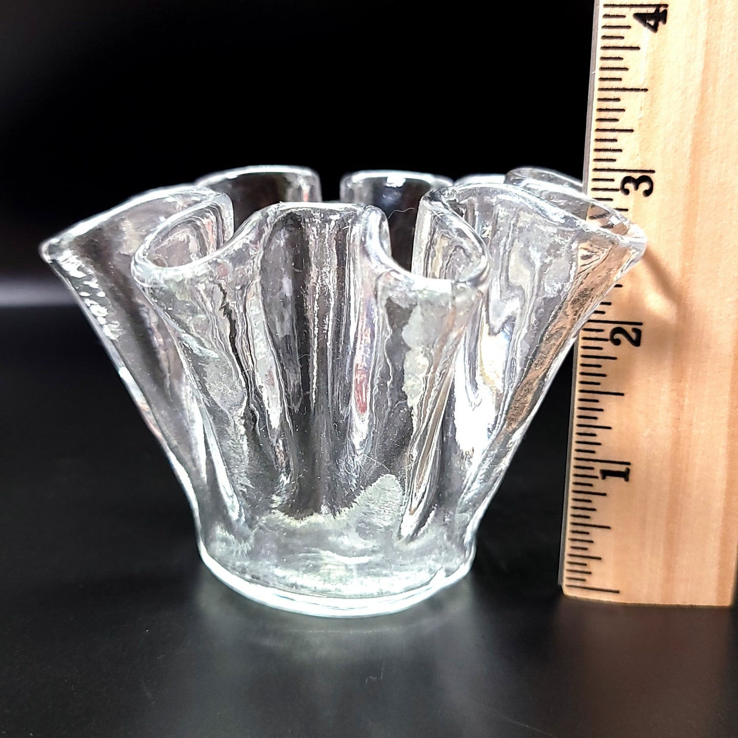 Small Clear Glass Scalloped Ribbon Vase Ruffle Edge Fluted Bud Vase 3"