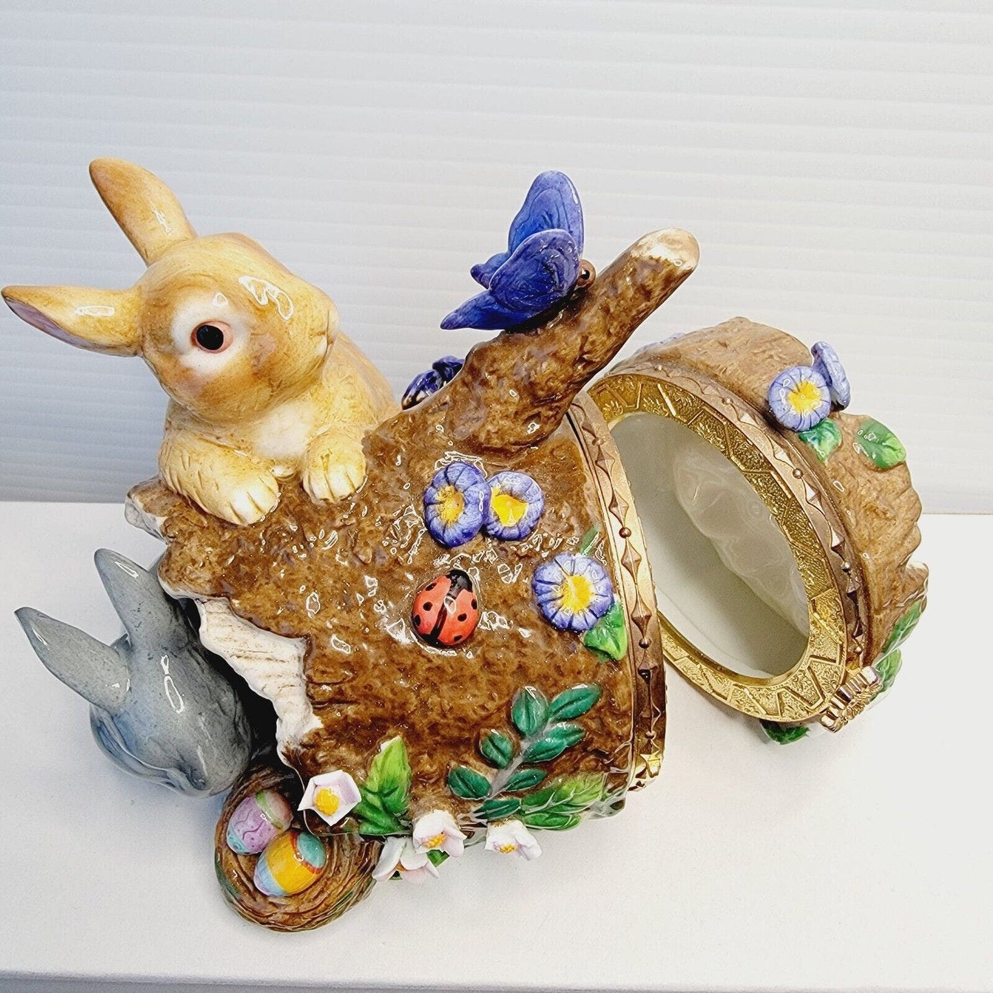 Porcelain Bunny Rabbit Hinged Easter Trinket Box CWC Log Spring Flowers Butterfl