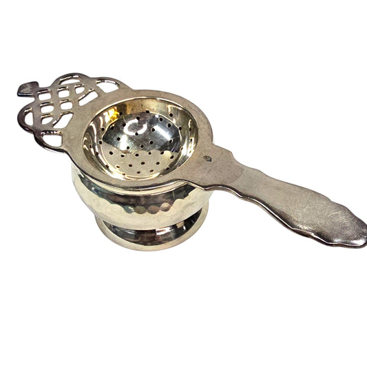 Vtg Warwick Tea Strainer with Bowl Hammered Silver Plated Item No 7094