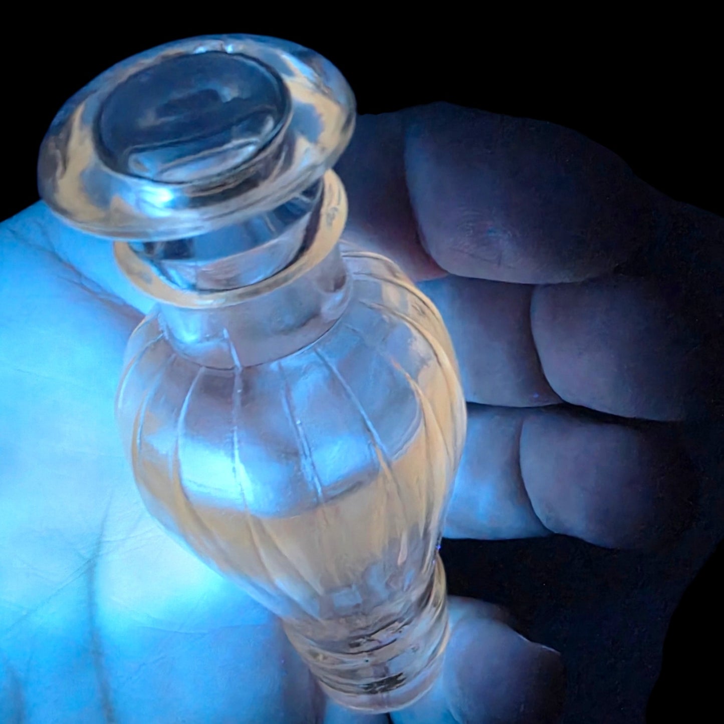 Antique Apothecary Show Bottle Ribbed Stopper Glass Pharmacy Jar 365 UV Reactive