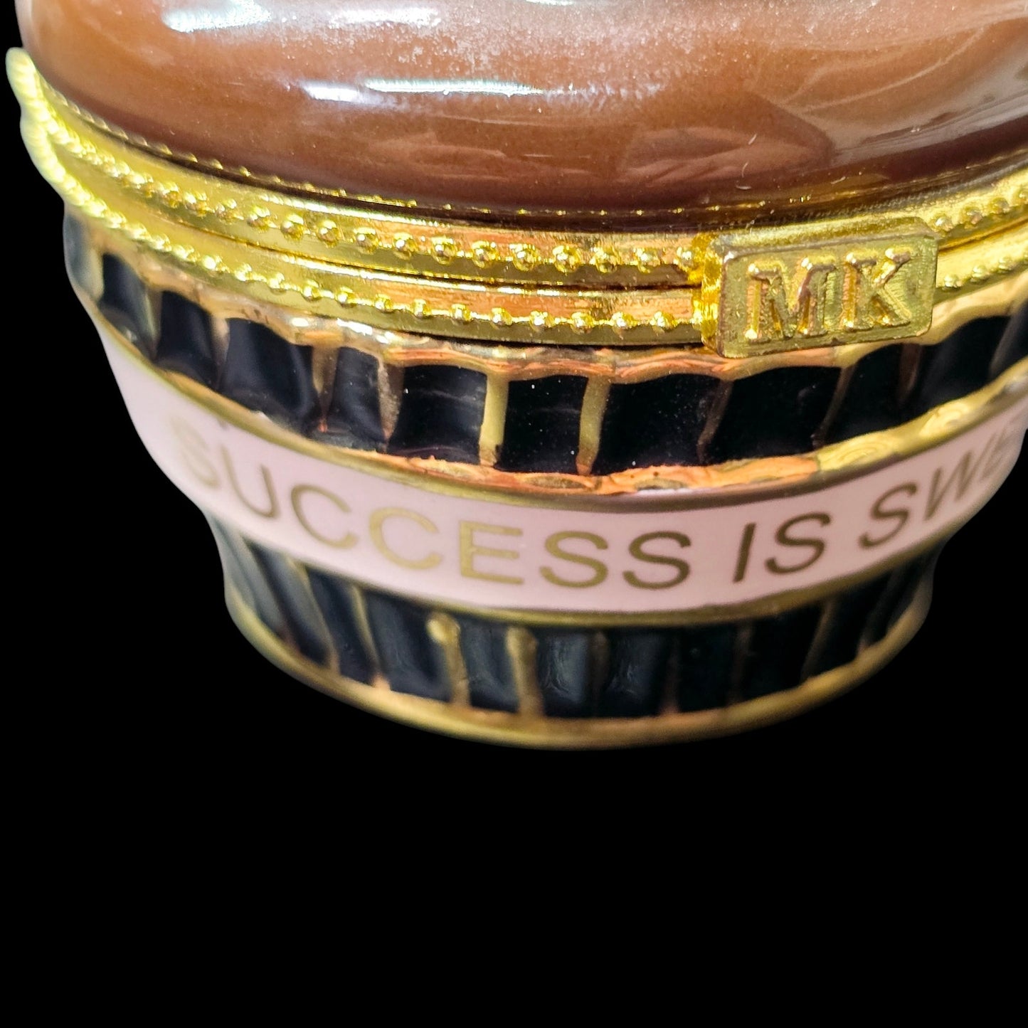 MARY KAY Ceramic "Success Is Sweet" Cupcake Trinket Box