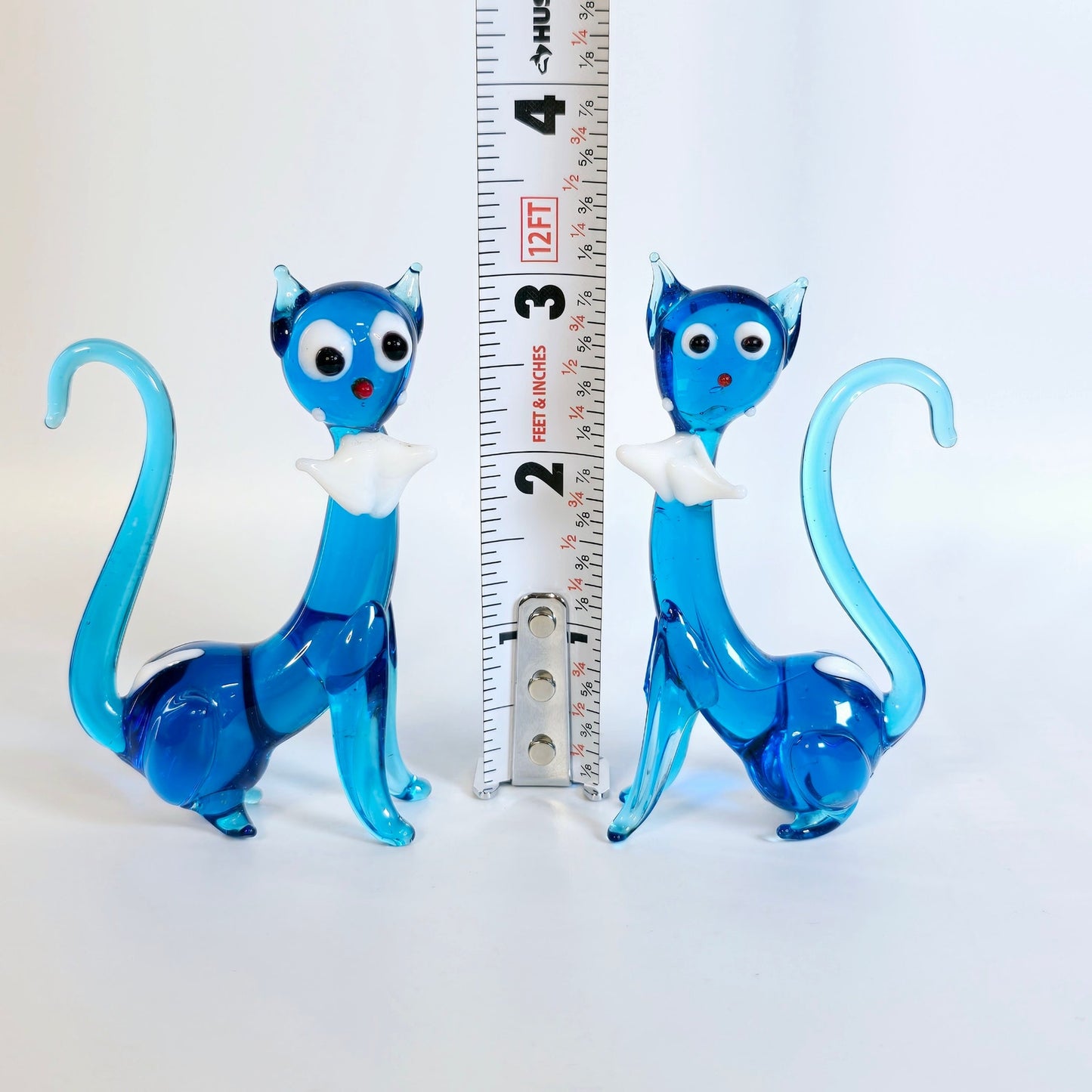 Handblown Pair of Slender Sitting Art Glass Siamese Cats with Bows, Blue Stretch Glass Cats