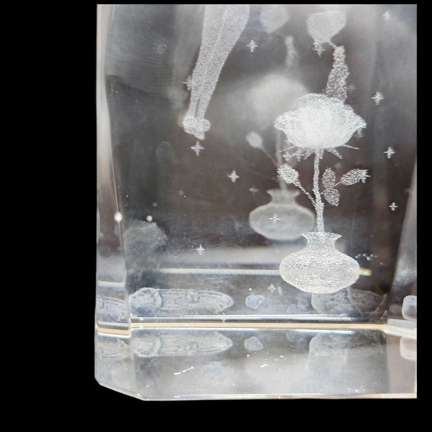 Disney Tinkerbell 3D Crystal Glass Cube Paperweight, Watering Flower Water Can