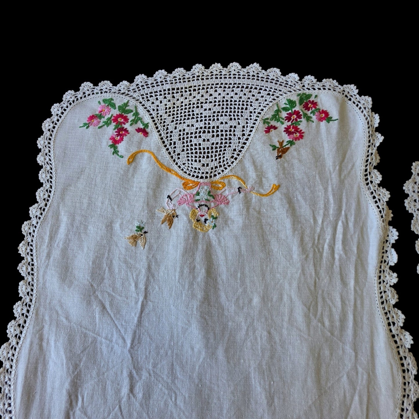 Vintage 3 Pc Crinoline Lady Dresser Scarf Set Linen Crochet Lace Bow Flower Bird