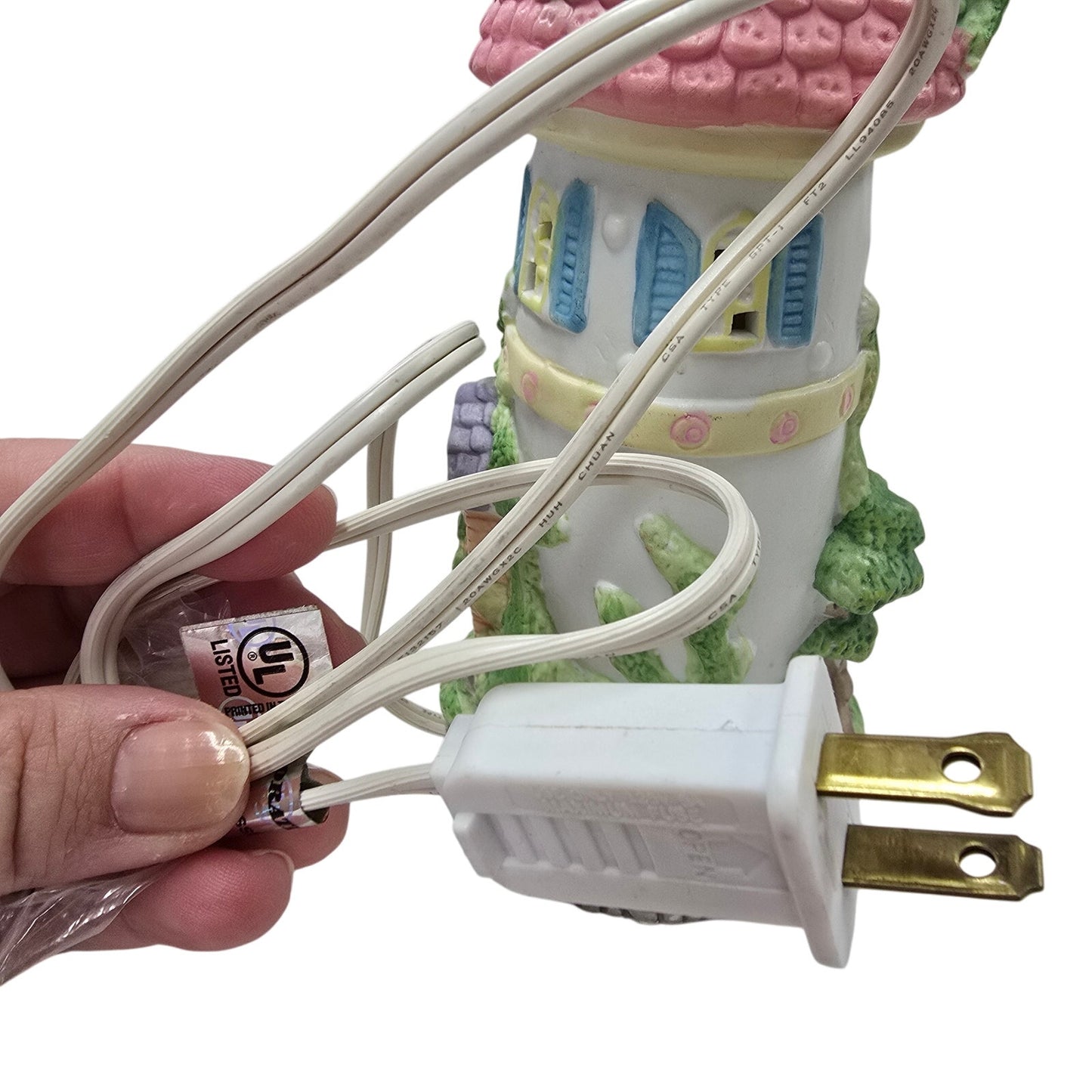 Vintage Cottontale Cottages 8" Light-Up Candy Shop Hand Painted Easter Village