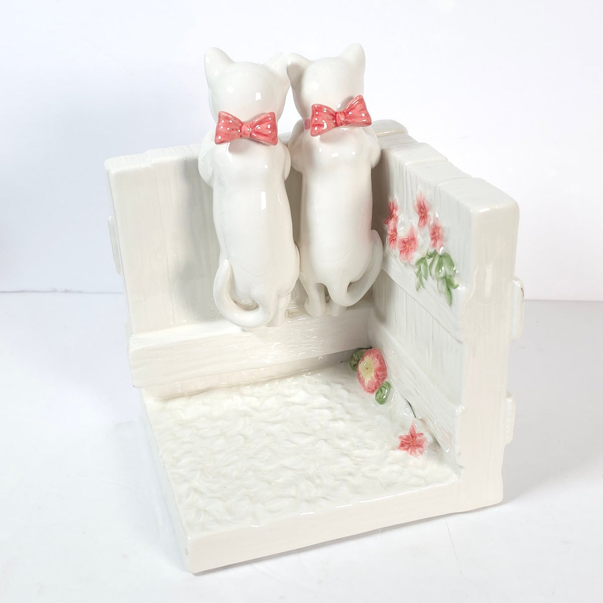 Punch Studio Ceramic Kitten Cat Bookend Pink Bows Floral Garden Wall READ